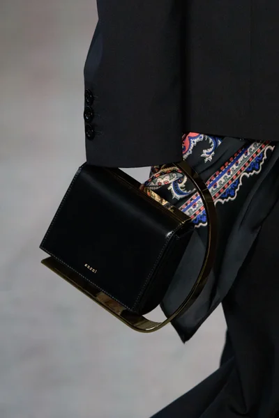Look 114